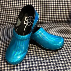 Sanita Iridescent Blue Clogs